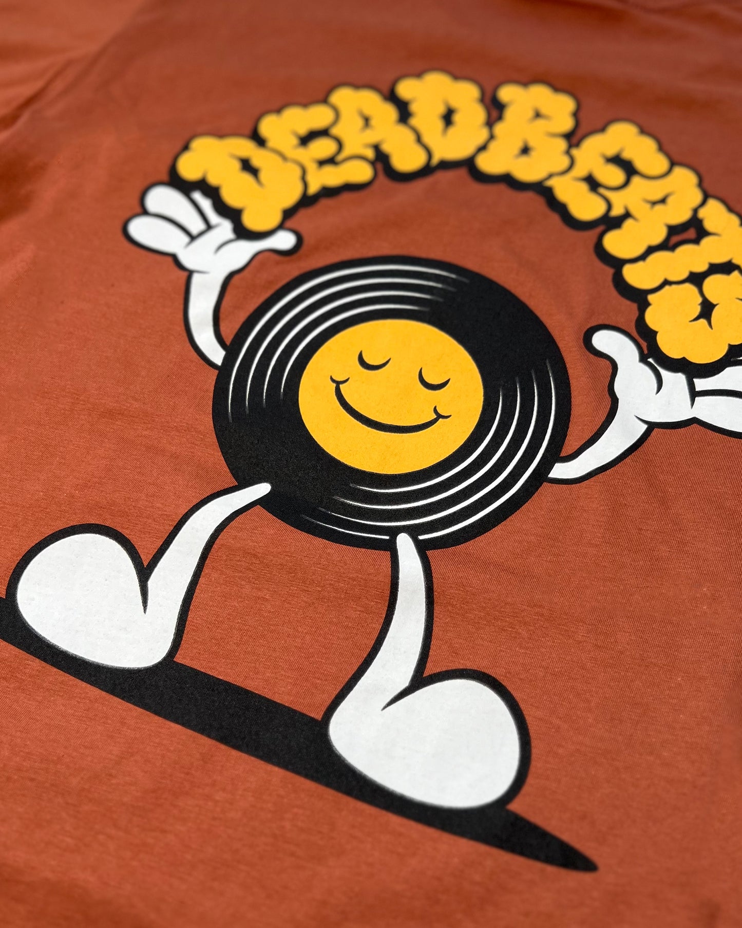 Deadbeats - Head In The Clouds - Clay Tee